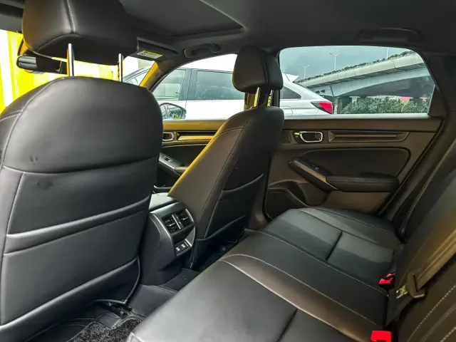 Honda Civic — Фото автомобиля 6