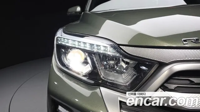 KG_Mobility_Ssangyong Rexton Новый Rexton Sport Дизель 2.2 2WD — Фото автомобиля 21
