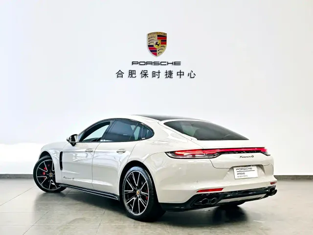 Porsche Panamera — Фото автомобиля 6