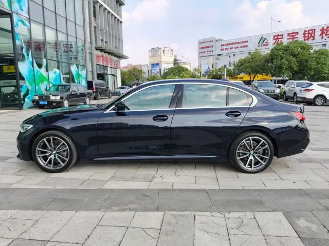 BMW 3 Series — Фото автомобиля 7