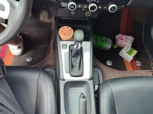 Honda Fit — Фото автомобиля 16
