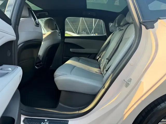 Nissan N7 — Фото автомобиля 14