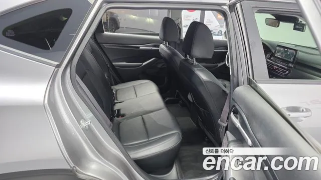 Kia Seltos — Фото автомобиля 18