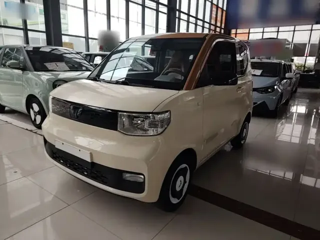 Фотография автомобиля — Wuling Hongguang Mini EV