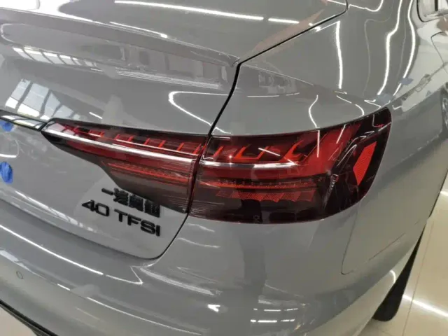 Audi A4L — Фото автомобиля 7