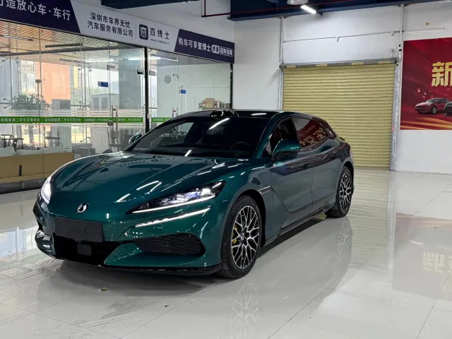 Denza Z9GT — Фото автомобиля 2