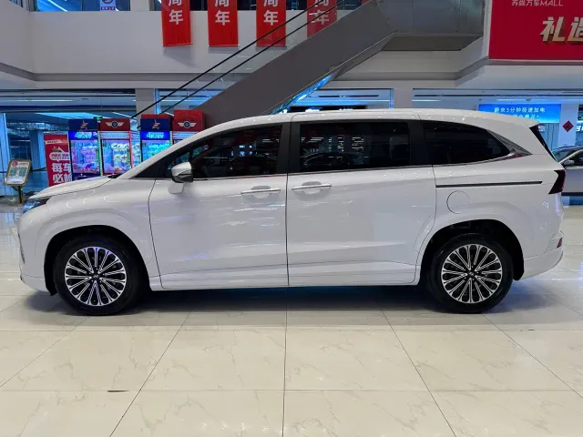Hyundai Custo — Фото автомобиля 8