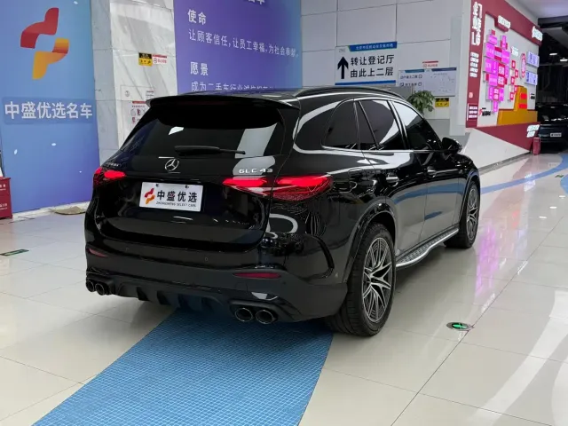 Mercedes-Benz Mercedes-Benz GLC AMG 2024 AMG GLC 43 4MATIC — Фото автомобиля 6