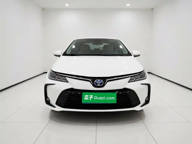 Toyota Corolla — Фото автомобиля 2