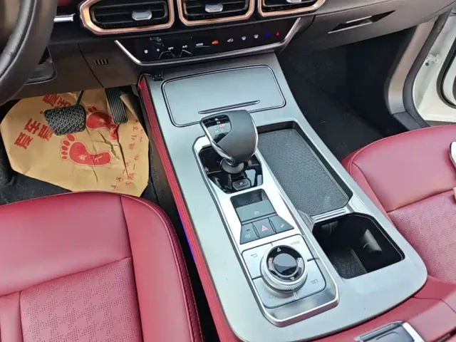 Jetour X70 Plus — Фото автомобиля 13