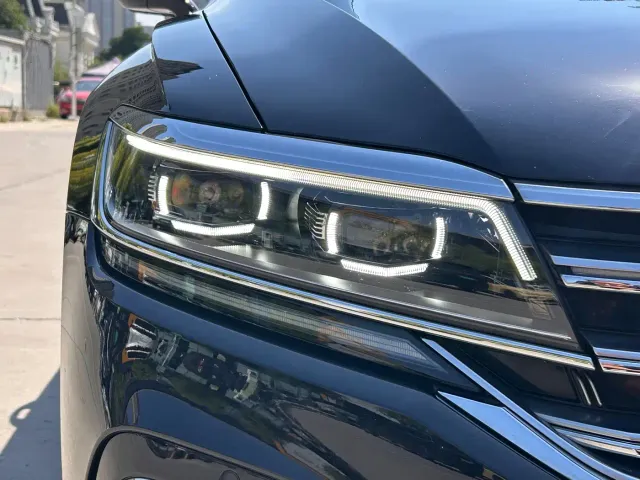Volkswagen Phideon — Фото автомобиля 20