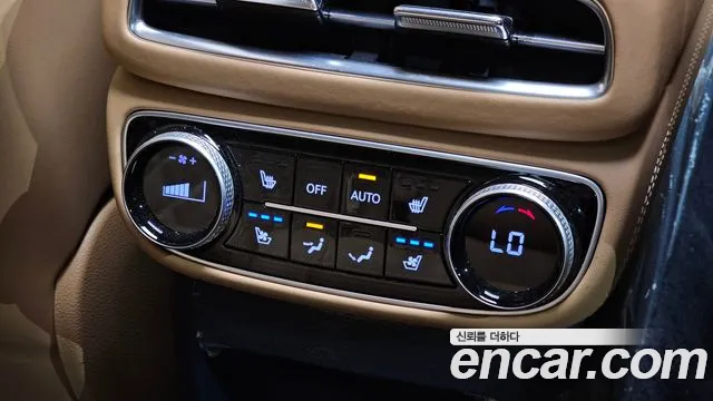 Genesis GV80 — Фото автомобиля 17