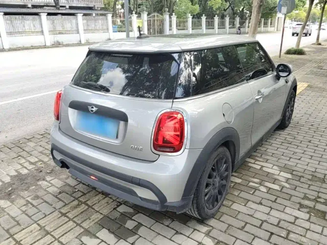 MINI Hatch — Фото автомобиля 6