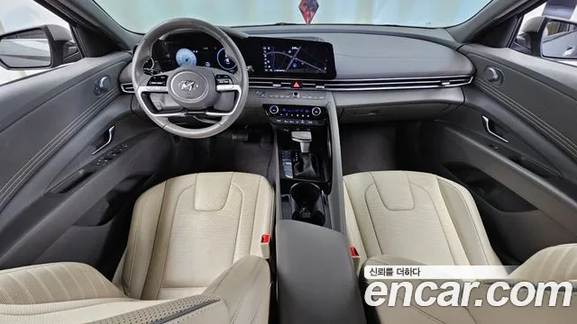 Hyundai Avante CN7 — Фото автомобиля 10