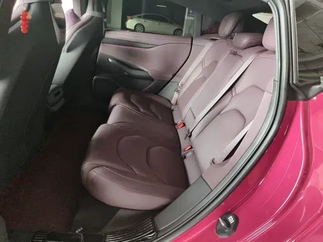 Xiaomi SU7 — Фото автомобиля 14