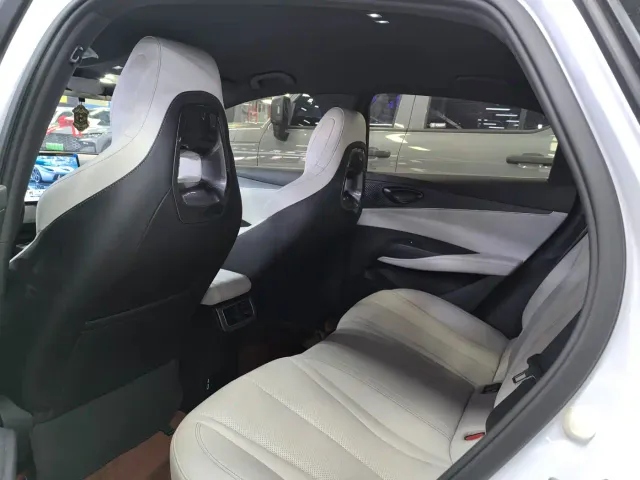 BYD Seal 06 — Фото автомобиля 9