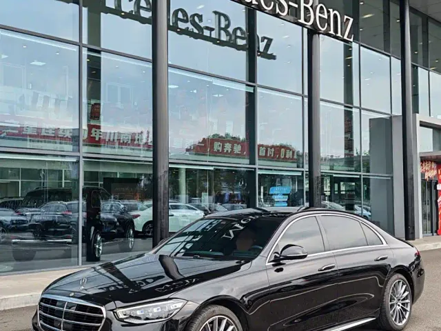 Mercedes-Benz S-Class — Фото автомобиля 2