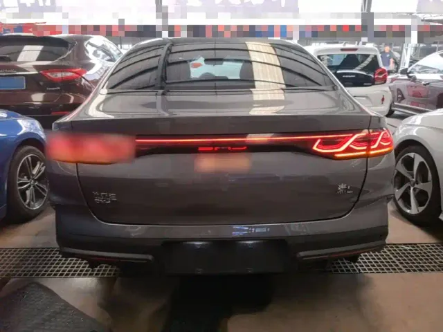 BYD Qin L — Фото автомобиля 5