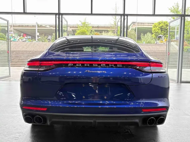 Porsche Panamera — Фото автомобиля 5