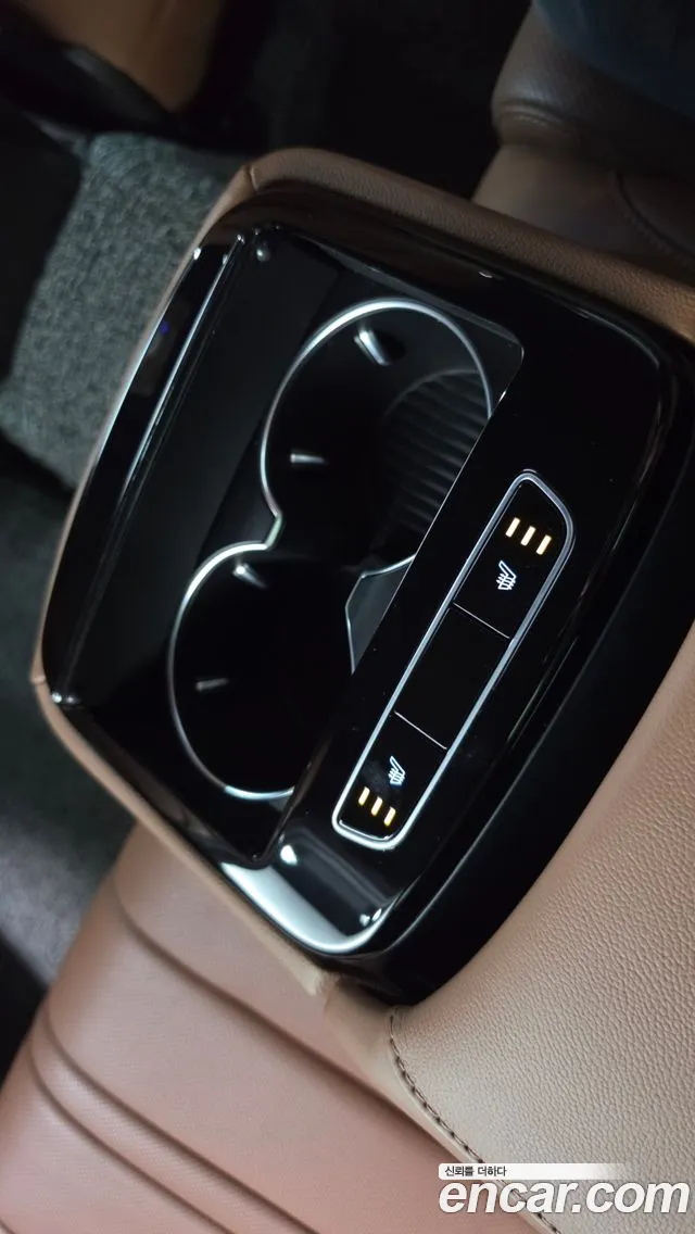 Genesis G80 RG3 — Фото автомобиля 30