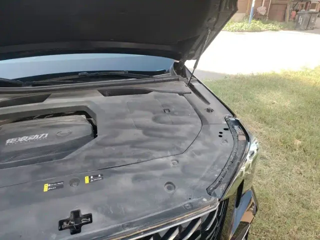 GAC Trumpchi GS8 — Фото автомобиля 21