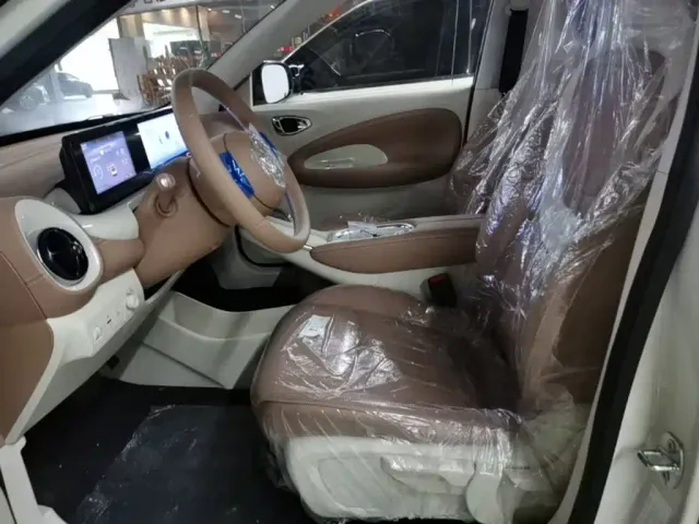 Wuling Bingo — Фото автомобиля 14