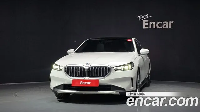 BMW 5-Series — Фото автомобиля 3