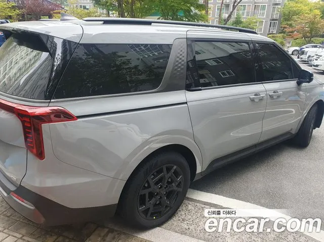 Kia Carnival 4th Gen — Фото автомобиля 6