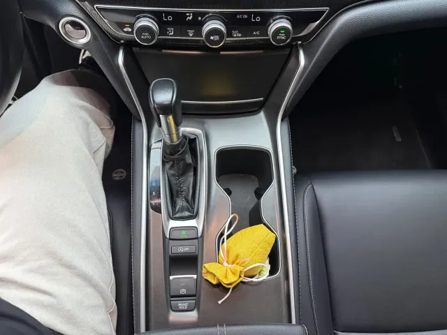 Honda Accord — Фото автомобиля 9
