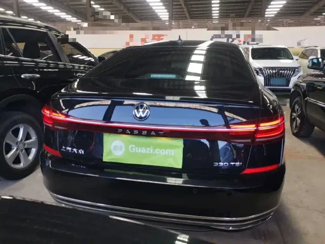 Volkswagen Passat — Фото автомобиля 5