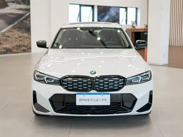 BMW 3 Series — Фото автомобиля 4