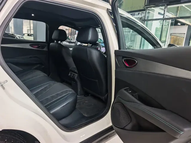 BYD Seal 06 DM-i Touring — Фото автомобиля 13