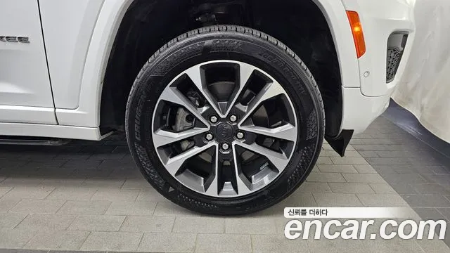Jeep Cherokee WL — Фото автомобиля 6