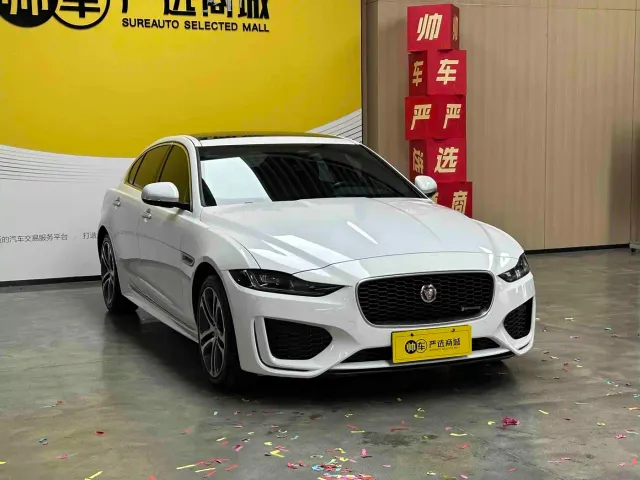 Jaguar XEL — Фото автомобиля 2