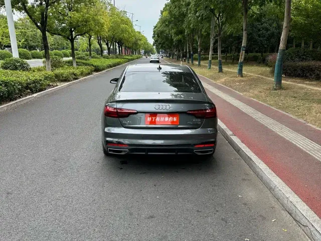 Audi A4L — Фото автомобиля 6