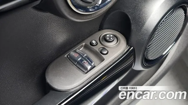 MINI Cooper Cooper Electric — Фото автомобиля 29