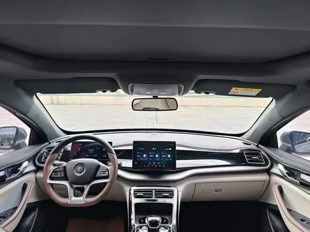 BYD Qin PLUS — Фото автомобиля 15