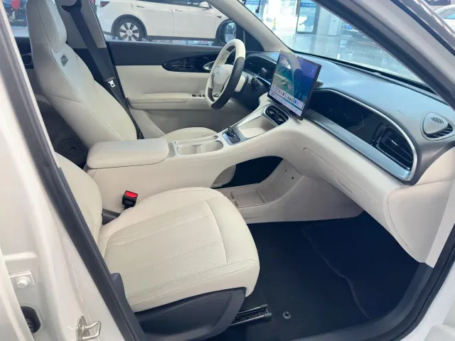 Geely Starry Wish — Фото автомобиля 13