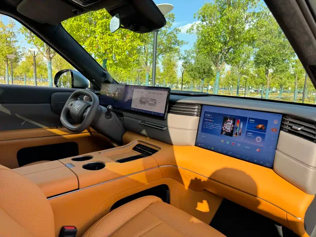 IM Motors LS8 — Фото автомобиля 18