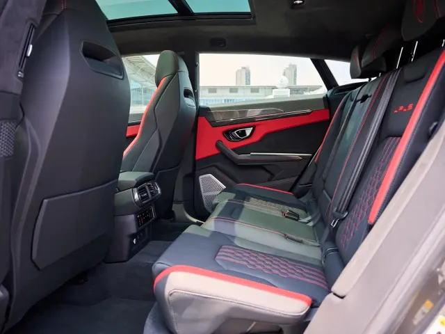 Lamborghini Urus — Фото автомобиля 22