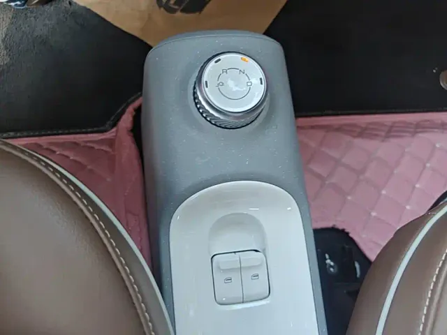 Wuling Hongguang Mini EV — Фото автомобиля 13