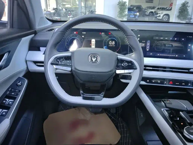 Changan CS75 Plus — Фото автомобиля 10