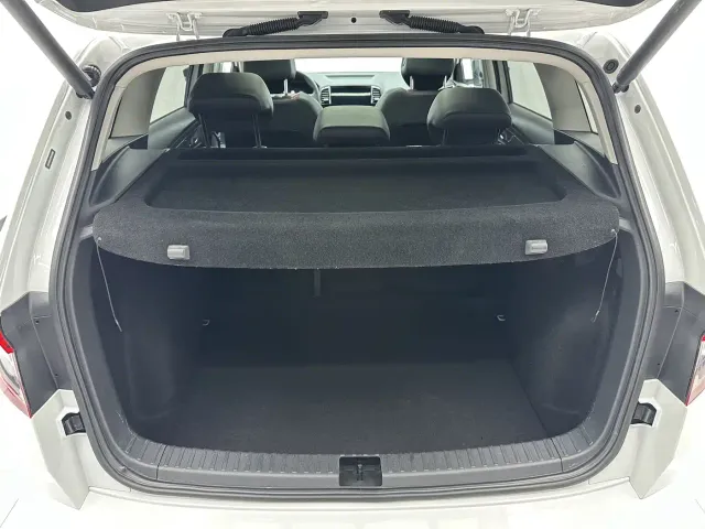 Skoda Karoq — Фото автомобиля 18