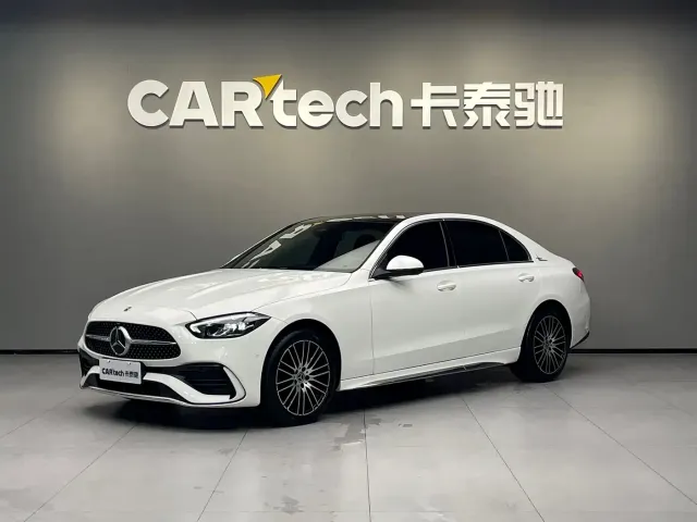 Фотография автомобиля — Mercedes-Benz C-Class