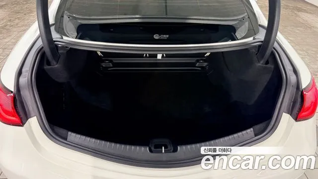 Mercedes-Benz E-Class E-класс W214 E300 4MATIC Exclusive — Фото автомобиля 11