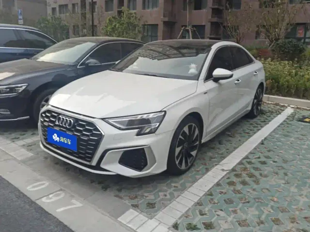 Фотография автомобиля — Audi A3