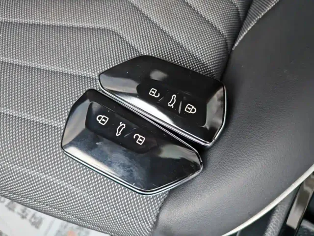 Volkswagen ID.3 — Фото автомобиля 8