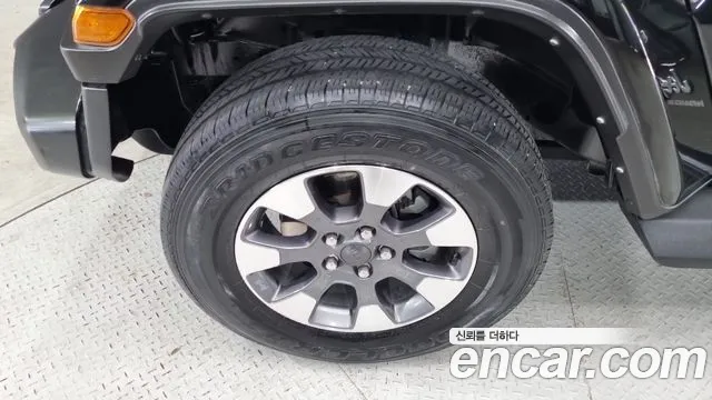Jeep Wrangler JL — Фото автомобиля 5
