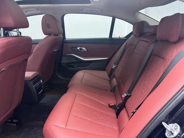 BMW 3 Series — Фото автомобиля 7