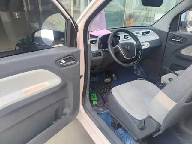 Wuling Hongguang Mini EV — Фото автомобиля 15